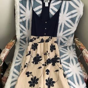 Cute/chic Dress